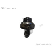 24M225 Engine Oil Pressure Sensor From 2017 Subaru Forester  2.5 16628AA060