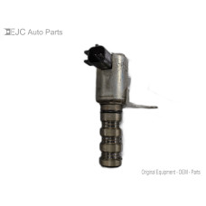 26C207 Variable Valve Timing Solenoid From 2013 Jeep Grand Cherokee 6.4 26C207 Variable Valve Timing Solenoid From 2013 Jeep Grand Cherokee 6.4