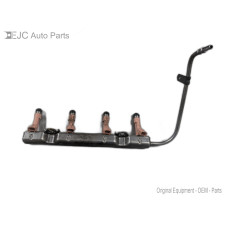 38U013 Fuel Injectors Set With Rail For 12-18 Toyota Prius c  1.5 2325021091