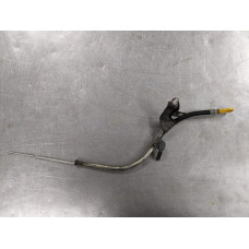 39E127 Engine Oil Dipstick With Tube For 12-18 Toyota Prius C  1.5