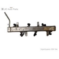 39L003 Fuel Injectors Set With Rail For 08-10 Dodge Grand Caravan  3.8 04861667AA