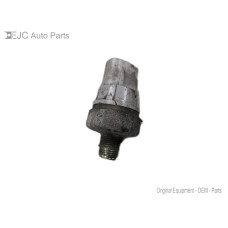 42W123 Engine Oil Pressure Sensor For 06-08 Toyota Rav4  2.4 835300E010