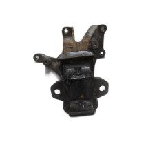 43Z008 Left Motor Mount From 2003 Toyota Tundra  4.7