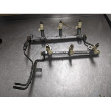 58Q007 Fuel Injectors Set With Rail From 2006 Suzuki XL-7  2.7