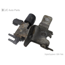63M112 Vacuum Switch For 10-11 Toyota Camry  2.5