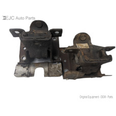 69J021 Motor Mounts Pair For 07-08 Chevrolet Silverado 2500 HD  6.0