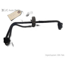 71E018 Regulator to Right Fuel Rail For 01-04 Chevrolet Silverado 2500 HD  6.6  Diesel