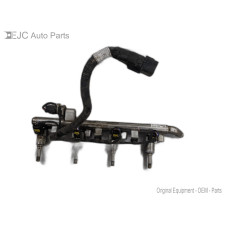 71A009 Fuel Injectors Set With Rail For 14-16 Kia Soul  2.0 353502E500