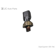 73R027 Engine Oil Pressure Sensor For 14-17 Chrysler  300 AWD 3.6