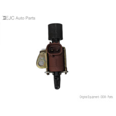 87C033 Vacuum Switch For 05-06 Toyota Tundra  4.7