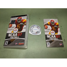 NCAA Football 2007 Sony PSP Complete in Box