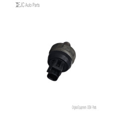 200V110 Engine Oil Pressure Sensor For 02-03 Toyota Camry  2.4  2AZ-FE