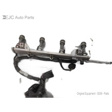 201U110 Fuel Injectors Set With Rail From 2009 Chevrolet Malibu 2.4 12613162 LE5 201U110 Fuel Injectors Set With Rail From 2009 Chevrolet Malibu 2.4 12613162 LE5