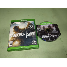 Rainbow Six Siege Microsoft XBoxOne Disk and Case