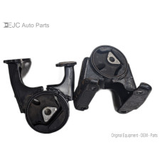 207B002 Motor Mounts Pair For 04-05 Chevrolet Colorado  3.5 15925796 4wd