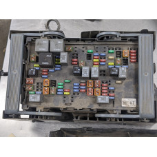 AVA109 Under Hood Fuse Box From 2007 Chevrolet Avalanche  5.3  4WD