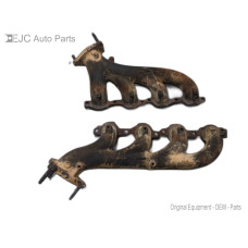 210U010 Exhaust Manifold Pair Set For 04-13 GMC Yukon XL 2500  6.0 12602040 4wd