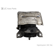 243E020 Right Motor Mount For 14-16 Chevrolet Silverado 1500  5.3 20917353 4WD