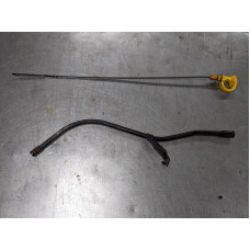 253N202 Engine Oil Dipstick With Tube For 08-09 Subaru Outback  2.5 11140AA150 Gas