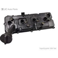 257J110 Right Valve Cover For 04-07 Nissan Titan  5.6 132647S000 Gas