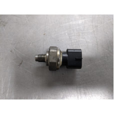 261J235 Engine Oil Pressure Sensor For 18-22 Toyota Camry  2.5 8352033010 Gas