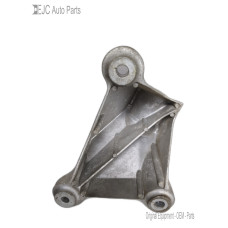 261G207 Right Motor Mount Bracket For 13-14 Chevrolet Camaro  3.6  Gas