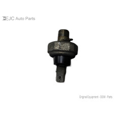 263J233 Engine Oil Pressure Sensor For 10-11 Subaru Outback  2.5 25240KA041 Gas