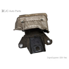 263F315 Left Motor Mount Bracket For 14-16 Chevrolet Silverado 1500  5.3  Gas