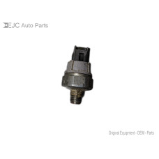 267C227 Engine Oil Pressure Sensor For 10-11 Subaru Legacy  2.5 25240KA041 Gas