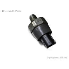 270Y327 Engine Oil Pressure Sensor For 09-12 Toyota Rav4  2.5  Gas