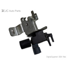 270Y332 Vacuum Switch For 09-12 Toyota Rav4  2.5  Gas