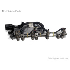 280P233 Fuel Injectors Set With Rail For 11-14 Hyundai Sonata  2.4 353102G720 Gas