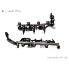 203A231 Fuel Injectors Set With Rail For 12-17 GMC Terrain  3.6 12634123 Gas