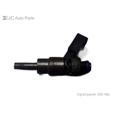 209D322 Fuel Injector Single For 05-09 Audi A4 Quattro 2.0 261500020 Turbo 209D322 Fuel Injector Single For 05-09 Audi A4 Quattro 2.0 261500020 Turbo