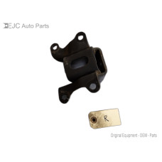 216N207 Right Motor Mount Bracket For 10-24 Toyota 4Runner  4.0  Gas