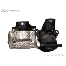 17A103 Motor Mounts Pair For 14-18 Chevrolet Silverado 1500  4.3 84175579 Gas