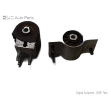 271E105 Motor Mounts Pair For 18-19 Ford F-250 Super Duty  6.2  Gas