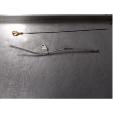 227E325 Engine Oil Dipstick With Tube For 16-20 Toyota Tacoma  3.5 153010P060 Gas