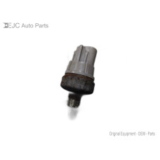 227W106 Engine Oil Pressure Sensor For 12-17 Toyota Camry  2.4  Gas