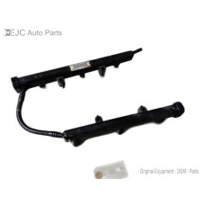 224A106 Fuel Rail For 14-18 Jeep Wrangler  3.6 04593923AB Gas